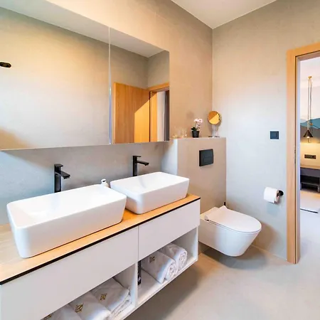 Luxury San Mar Villa *