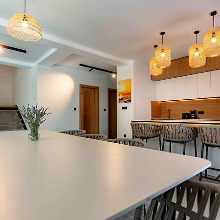 Luxury San Mar Villa