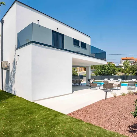 Luxury San Mar Lopar