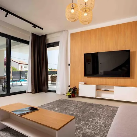 Luxury San Mar Willa Lopar