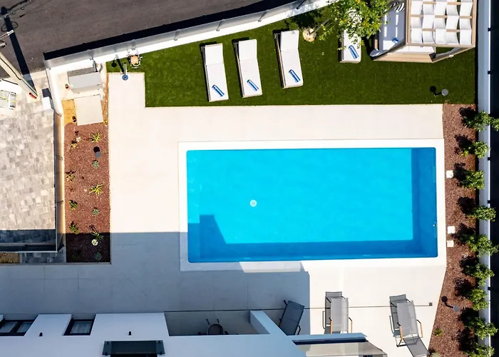 Luxury San Mar